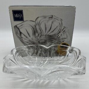 MIKASA FLORES CLEAR CRYSTAL CANDY/SWEET DISH/ JAPANDI ELEGANCE